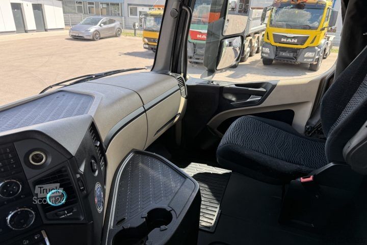 Vaihtolavakuorma-auto Mercedes-Benz Actros 2542 6x2 BDF+HB / Swiss-Vehicle