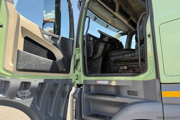 Vaihtolavakuorma-auto Mercedes-Benz Actros 2542 6x2 BDF+HB / Swiss-Vehicle