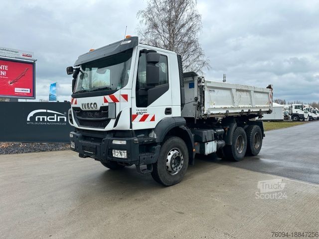 Kipper LKW IVECO Trakker 410 6x4  3-Seitenkipper Bordmatik AHK