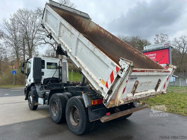 Kipper LKW IVECO Trakker 410 6x4  3-Seitenkipper Bordmatik AHK