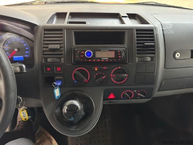 Minibus VOLKSWAGEN T5 1,9 TDI CARAVELLE 9 SITZER KLIMA EURO4