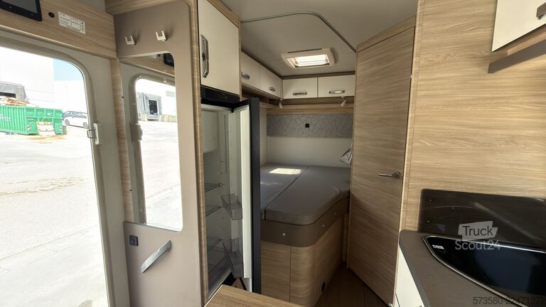 Teilintegriertes Wohnmobil 2024 Fiat Ducato Weinsberg Carasuite | Vollausstattung | 5 Schlafplätze