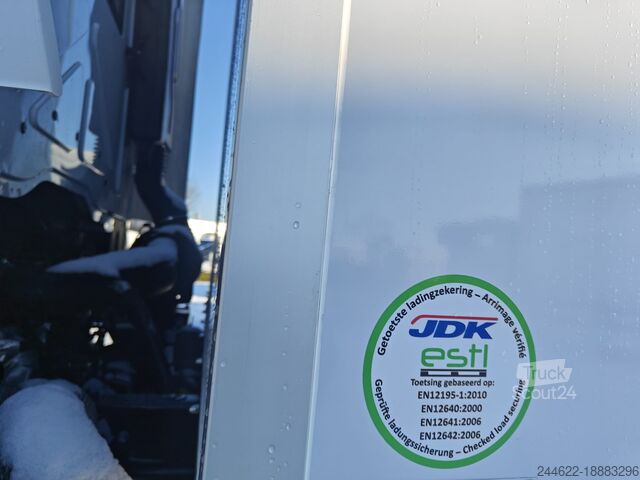 Camion avec caisse Ford Truck F-Line 2633 6x2 - Garantie 1+1 jaar