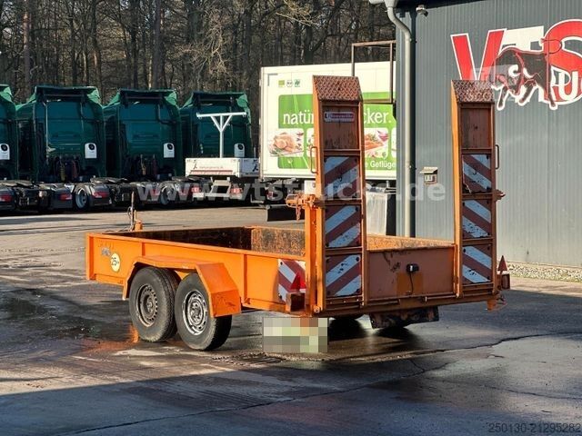 Naczepa niskopodwoziowa BLOMENRÖHR Tieflader, Maschinentransporter 3 t.