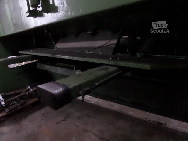 Utilaj de construcții  LVD MVC/01/10-12