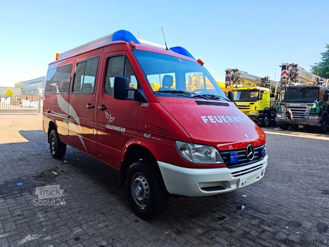 Panelinis furgonas Mercedes-Benz Sprinter 316 CDI 4x4 Feuerwehr 10 Persons!
