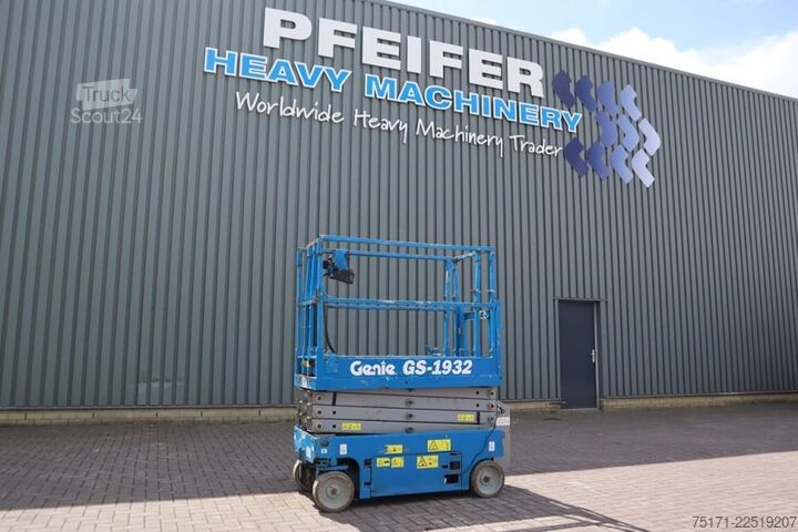 Podizanje makaza Genie GS1932 Electric, Working Height 7.8 m, 227kg Capac