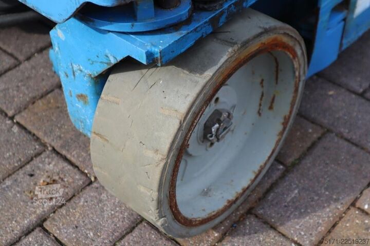 Podizanje makaza Genie GS1932 Electric, Working Height 7.8 m, 227kg Capac