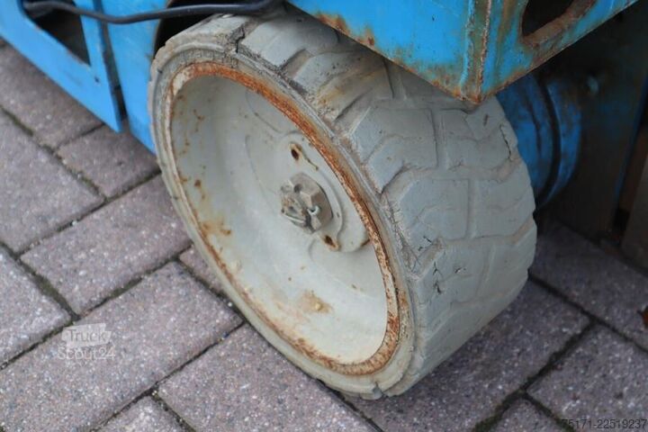 Podizanje makaza Genie GS1932 Electric, Working Height 7.8 m, 227kg Capac