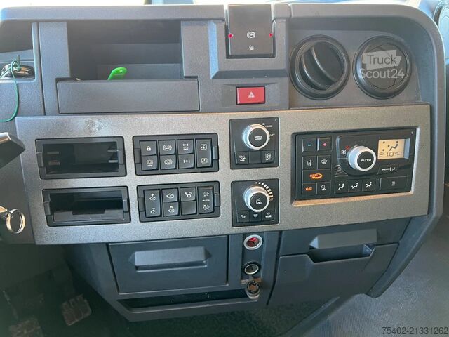 Standard-SZM Renault T HIGH 520 Comfort / 2x Tank / Hydraulic / Reta...
