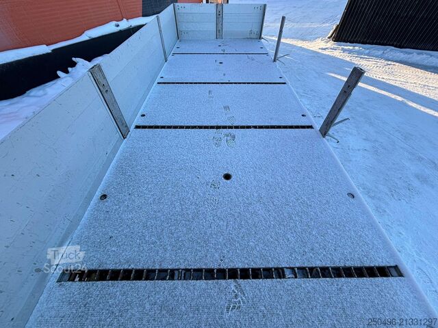 Öppen kropp Mercedes-Benz Arocs 3253 8x4*4 PK 26002 + WINCH / PLATFORM L=...