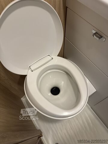 Camper van Fiat Ducato Weinsberg Carabus 2024 | Boîte manuelle | Toit relevable