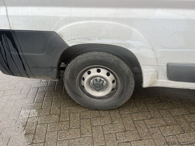Camper van Fiat Ducato Weinsberg Carabus 2024 | Boîte manuelle | Toit relevable