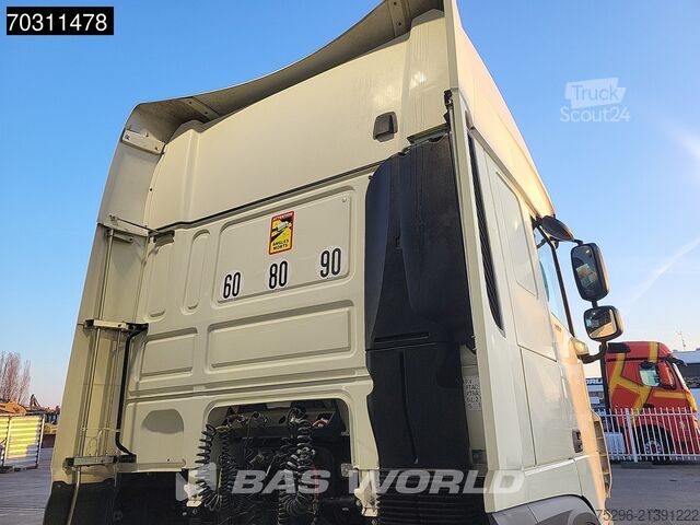 Standard-SZM DAF XF 530 4X2 SSC Retarder Parkingcooler ACC 2x Tank
