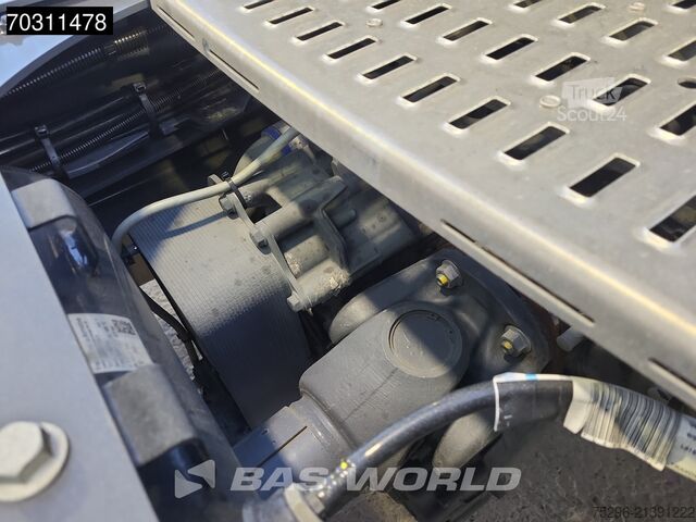 Standard-SZM DAF XF 530 4X2 SSC Retarder Parkingcooler ACC 2x Tank