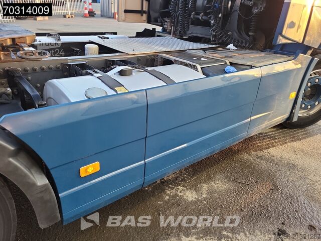 Standard-SZM Volvo FH 420 4X2 XL I-ParkCool Leatherseats 2xTanks