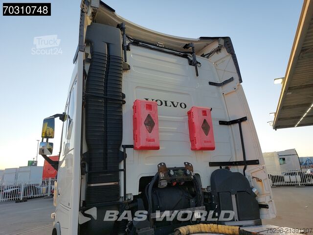 Tehlikeli maddeler Volvo FH16 650 6X4 ADR Xenon Hydraulic