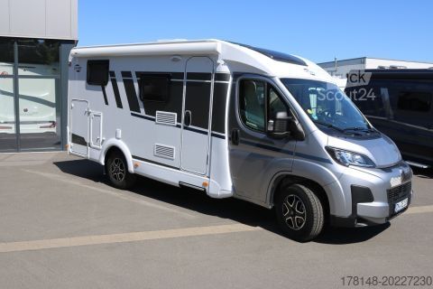 Halvintegreret autocamper Carado VAN V 337