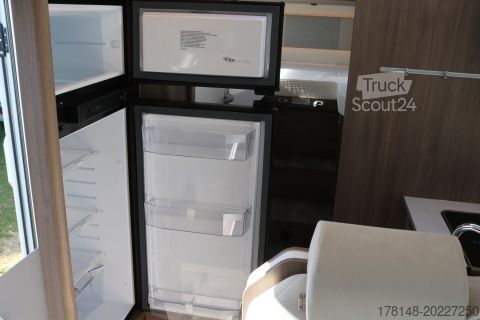 Autocaravana semi-integrada Carado T 447