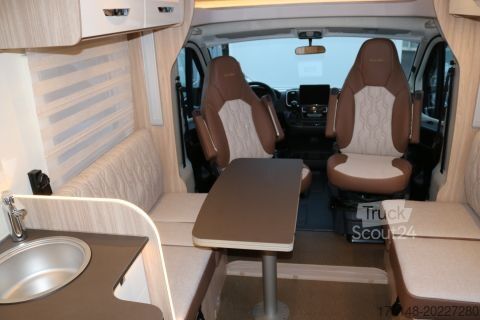 Autocaravana semi-integrada Bürstner Limited T 727 G