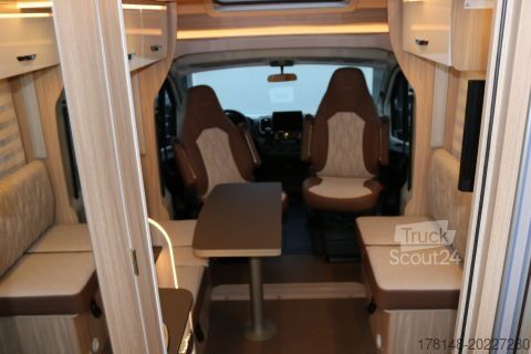 Autocaravana semi-integrada Bürstner Limited T 727 G