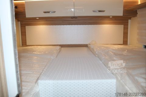 Autocaravana semi-integrada Bürstner Limited T 727 G