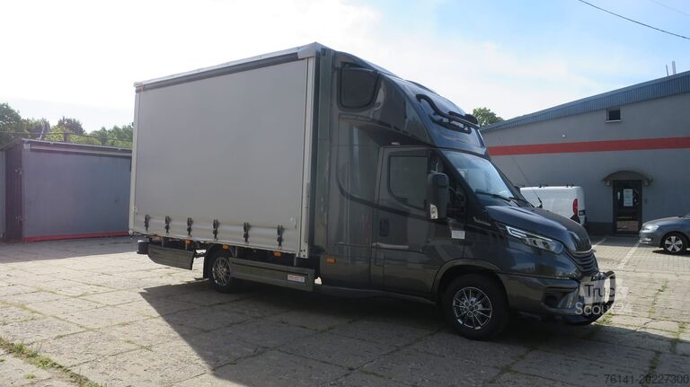 Transporter met dieplader & dekzeil Iveco Daily 35S18 A8