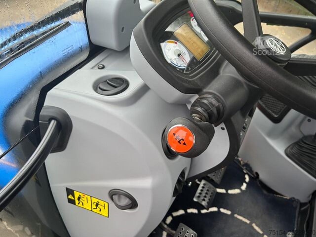 Traktor New Holland T 4.75