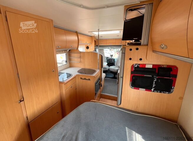Напівінтегрований кемпер CRISTALL H 620 - Festbett - Solar - Klima - Markise
