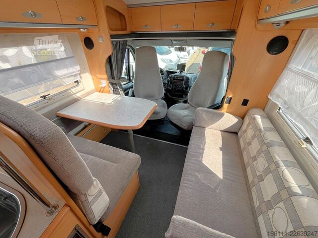 Напівінтегрований кемпер CRISTALL H 620 - Festbett - Solar - Klima - Markise