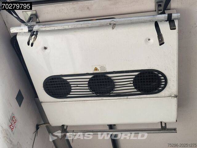 Transporte refrigerado/congelado Lamberet SR2B-5T8-1B 3 axles Thermo King Ladebordwand Do...