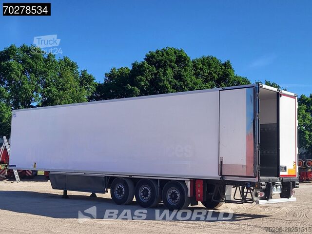 Transporte refrigerado/congelado Lamberet Carrier Vector 1550 3 axles Liftachse