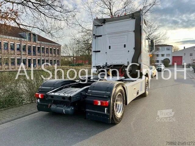 Standard-SZM Mercedes-Benz Actros 1943 StreamSpace / Standklima / Euro6