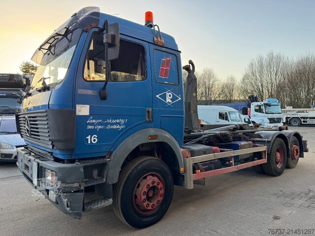 Système de bras à crochet Mercedes-Benz SK **2448 V8-BELGIAN TRUCK-TOPSHAPE**