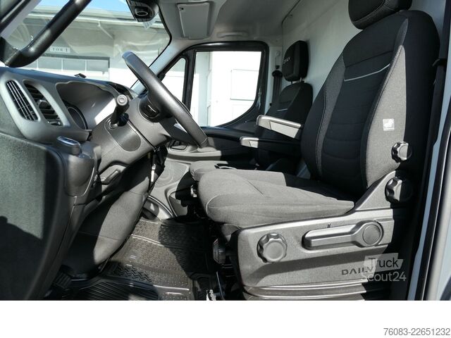 Kombi z visokim stropom IVECO Daily 35-210 Maxi Vollausstattung Full Options