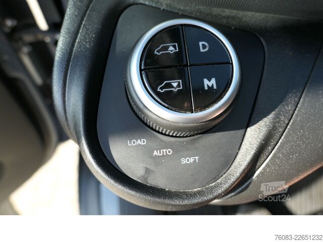 Kombi z visokim stropom IVECO Daily 35-210 Maxi Vollausstattung Full Options