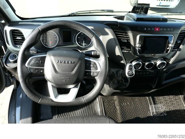 Kombi z visokim stropom IVECO Daily 35-210 Maxi Vollausstattung Full Options