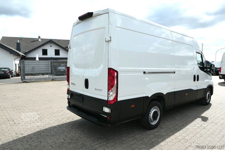Højt tag varevogn IVECO Daily35-160 L2H2 Klimaautomatik Kamera