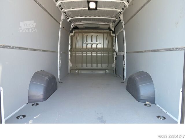 Kombi z visokim stropom PEUGEOT Boxer L4H2 Maxi Klima Kamera Navi