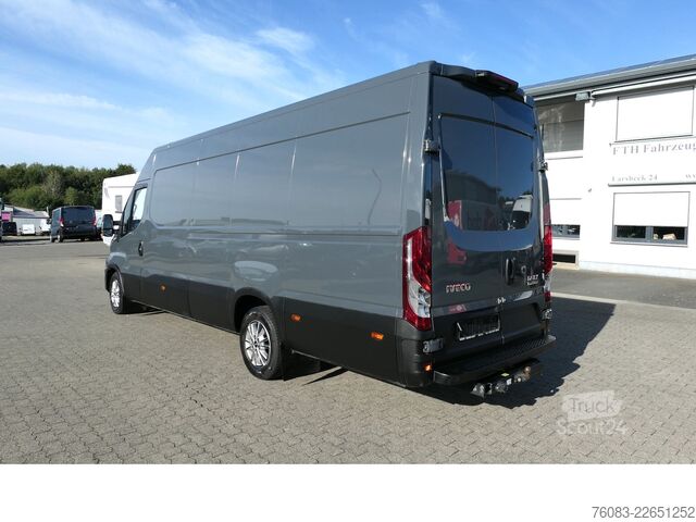 Kombi z visokim stropom IVECO Daily 35-210 Maxi Vollausstattung Full Options