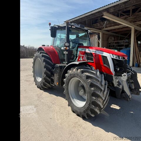 Tractor Massey Ferguson 7S.210 VT