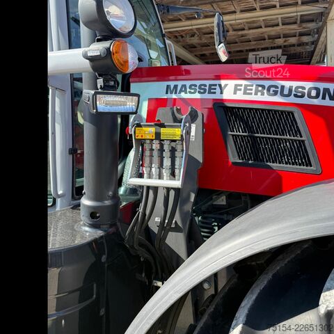 Tractor Massey Ferguson 7S.210 VT