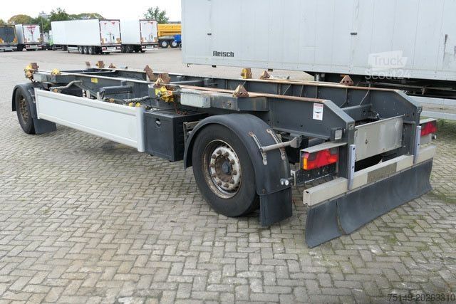 Trailer HÜFFERMANN HMA 18.24 LS Vario-Carrier, 2x Absetzcontainer