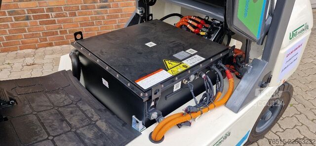 încărcător de curte Eurotrac FE30-Eco Elektro-Gabelstapler Lithium-Ba