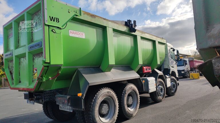 Belden kırmalı damperli kamyon Volvo FMX 500