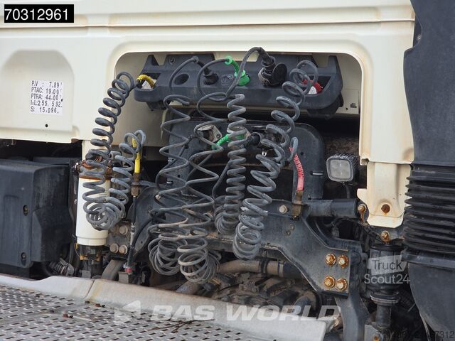 Standartinis traktorius DAF XF 530 4X2 SC Retarder