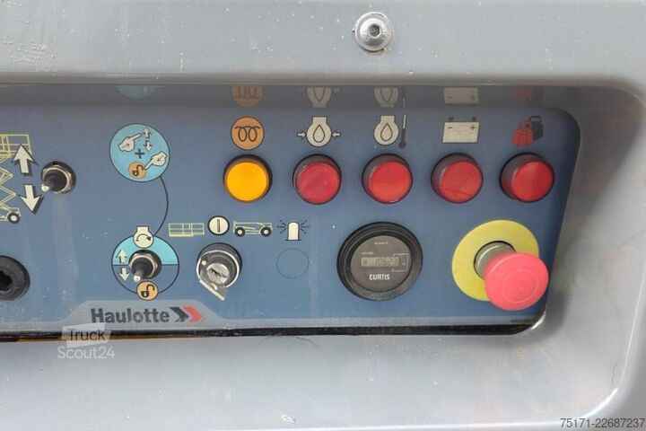 Schaarlift Haulotte Compact 12DX Diesel, 4x4 Drive, 12m Working Height