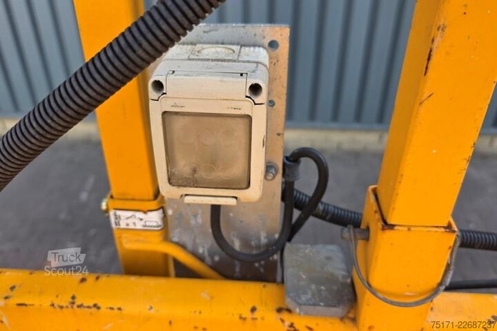 Schaarlift Haulotte Compact 12DX Diesel, 4x4 Drive, 12m Working Height