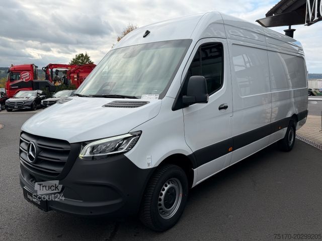 Fourgon tôlé MERCEDES-BENZ Sprinter 319 CDI 4325 DISTRONIC Klima AHK