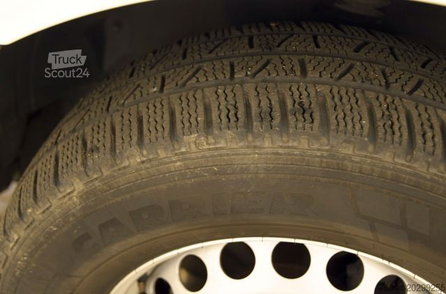 Yüksek tavanlı panelvan MERCEDES-BENZ Sprinter 315 CDI MR A/C MBUX AHK RWD 19tkm #T442